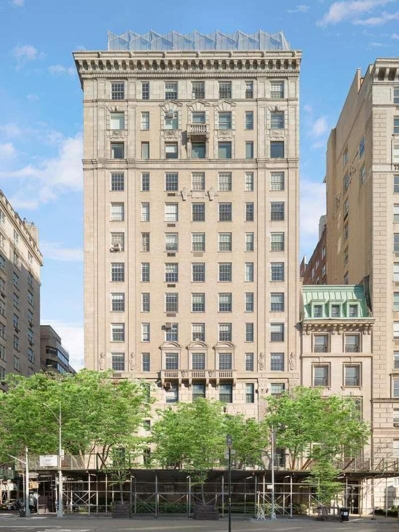 1016 Fifth Avenue