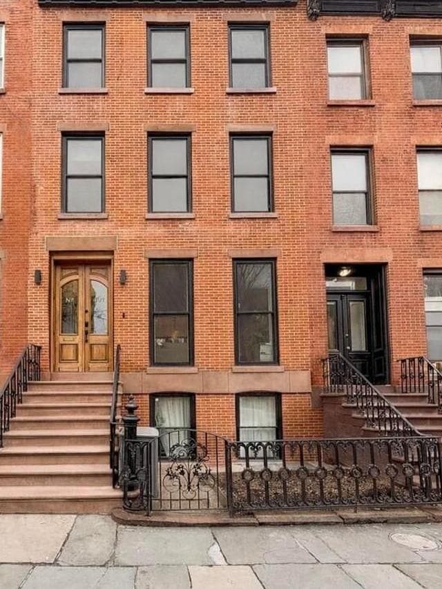 407 ADELPHI Street