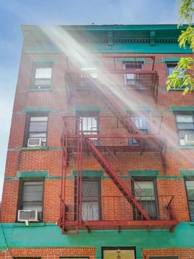 102 Baltic Street